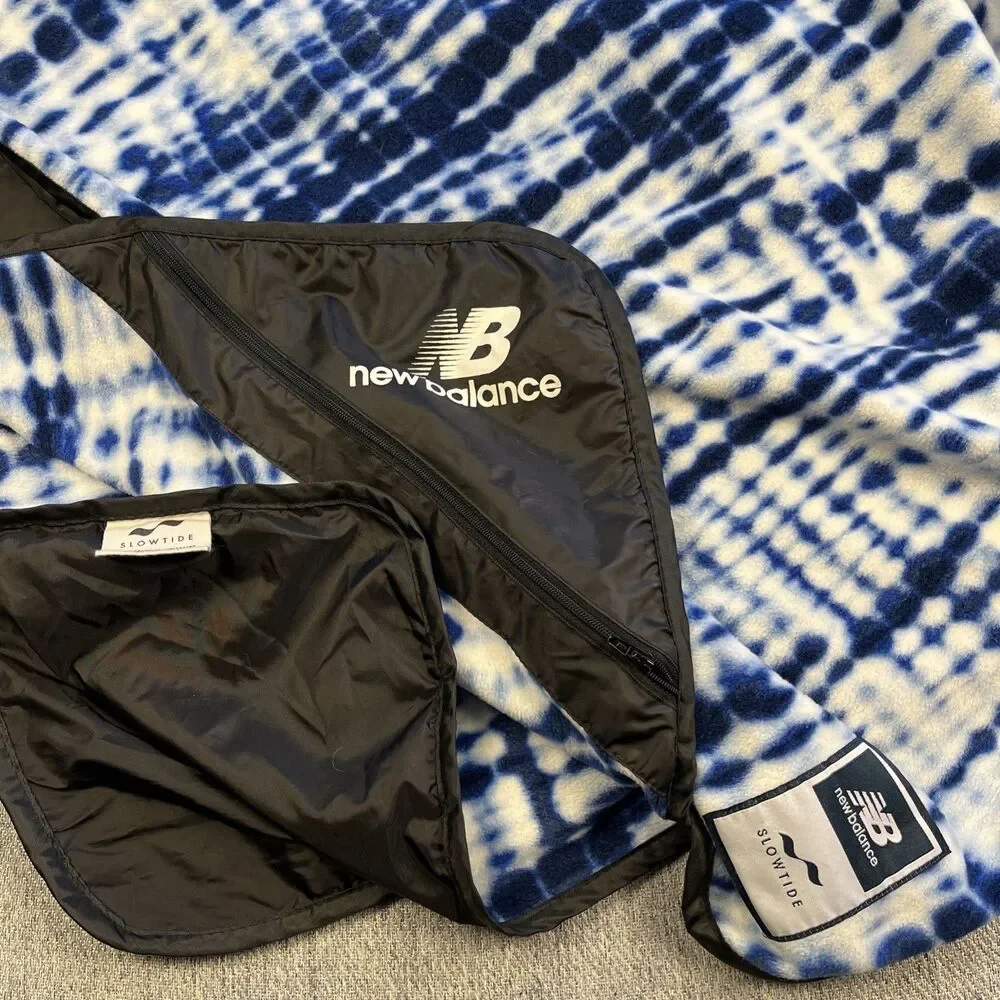 New Balance x Slowtide Camp Blanket Blue Tie Dye Fleece Outdoor Picnic Throw